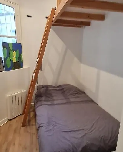 Cosy Studio In Montmartre